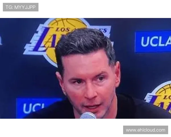 雷迪克谈防守策略为何在联防中侧重三分线防守马威